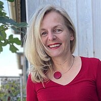 Steffi Gröscho, perlrot. digital communication + collaboration + culture Steffi Gröscho